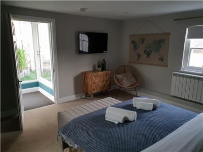 Chapel Lodge - Roof Top Garden!Perfect For Your Family باث المظهر الخارجي الصورة